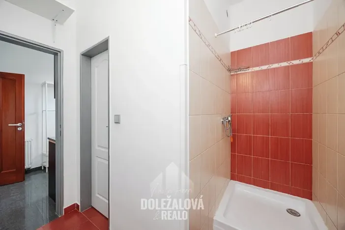 Pronájem kanceláře, Jihlava, Hybrálecká, 64 m2