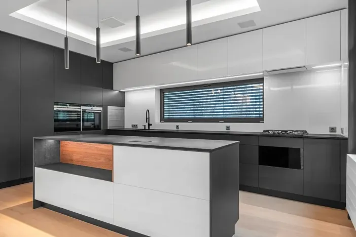 Pronájem bytu 6+kk a větší, Dolní Břežany, U Zámku, 237 m2