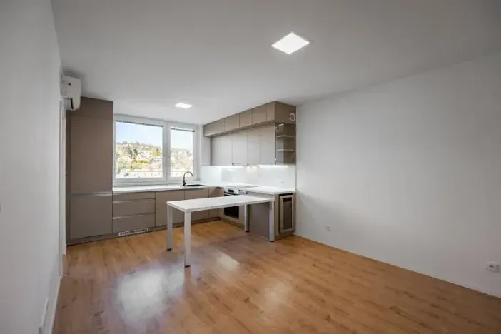 Prodej bytu 4+kk, Zlín, Kúty, 76 m2