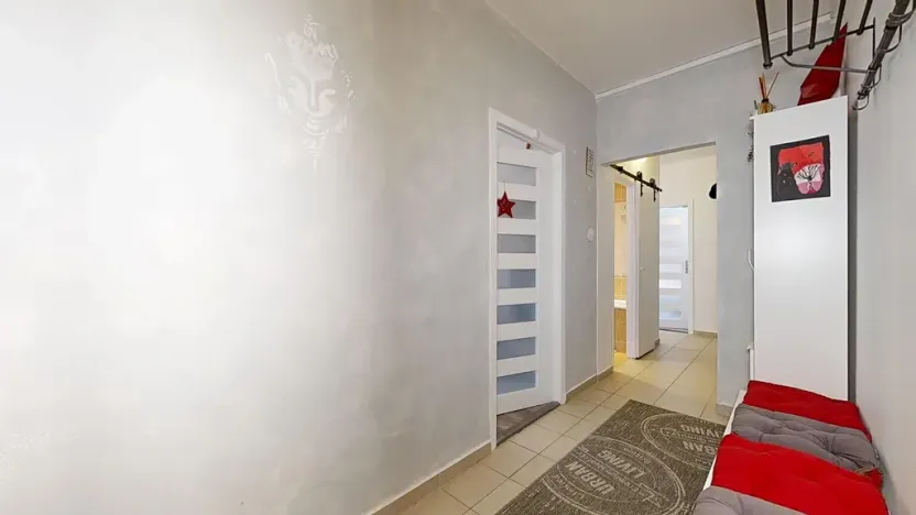 Prodej bytu 3+1, Praha - Hlubočepy, Lamačova, 63 m2