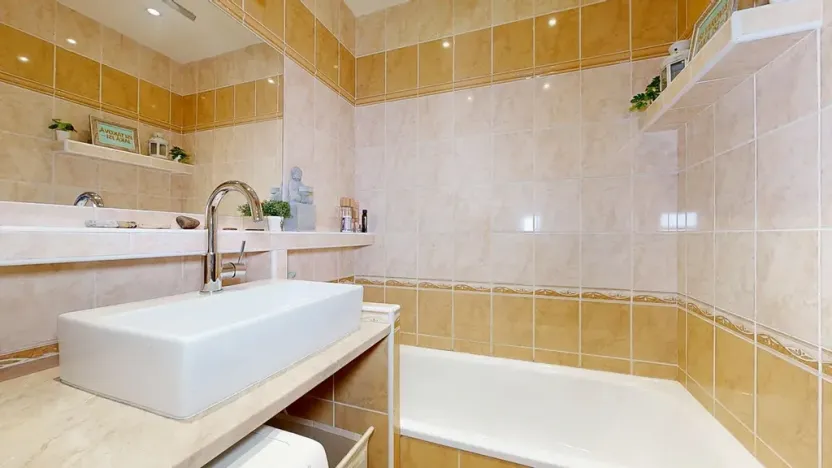 Prodej bytu 3+1, Praha - Hlubočepy, Lamačova, 63 m2