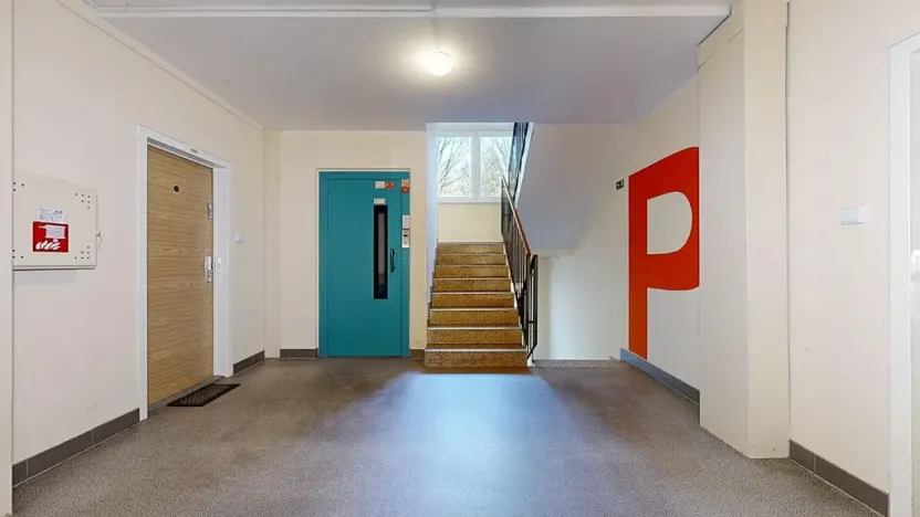 Prodej bytu 3+1, Praha - Hlubočepy, Lamačova, 63 m2