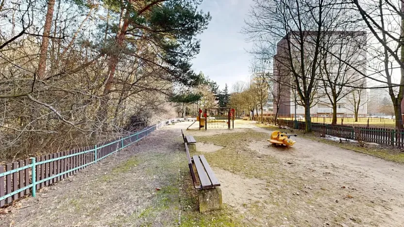 Prodej bytu 3+1, Praha - Hlubočepy, Lamačova, 63 m2