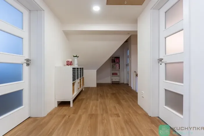 Prodej rodinného domu, Loučná pod Klínovcem, 183 m2