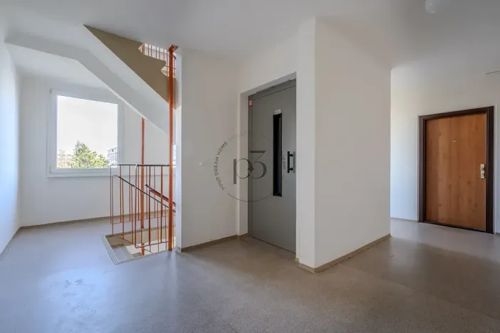Prodej bytu 4+kk, Praha - Chodov, Jarníkova, 90 m2