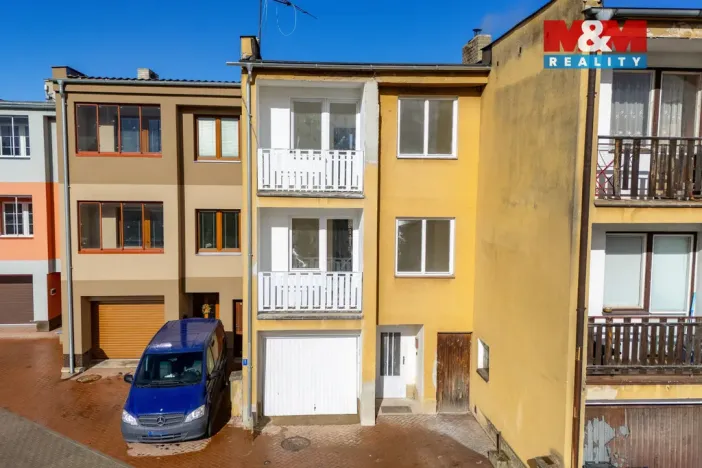 Prodej rodinného domu, Býkev, 190 m2