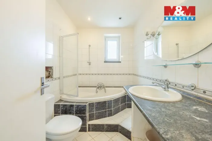 Prodej bytu 2+1, Slaný, Brožovského, 47 m2