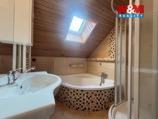 Pronájem bytu 3+kk, Brloh, 85 m2