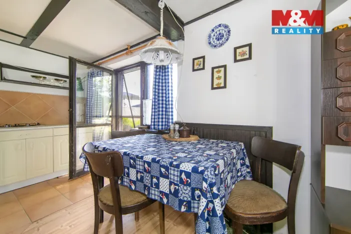 Prodej chalupy, Kolinec - Tajanov, 141 m2