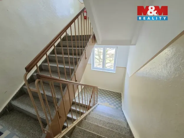 Prodej bytu 2+1, Ostrov, Luční, 71 m2