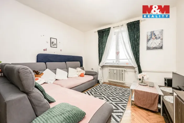 Prodej bytu 2+1, Olomouc - Hejčín, Ladova, 60 m2