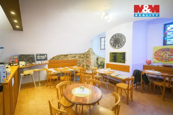Prodej restaurace, Jílové u Prahy, Masarykovo náměstí, 68 m2