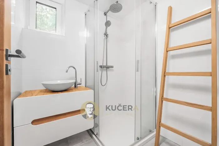 Prodej chaty, Štěchovice, 160 m2