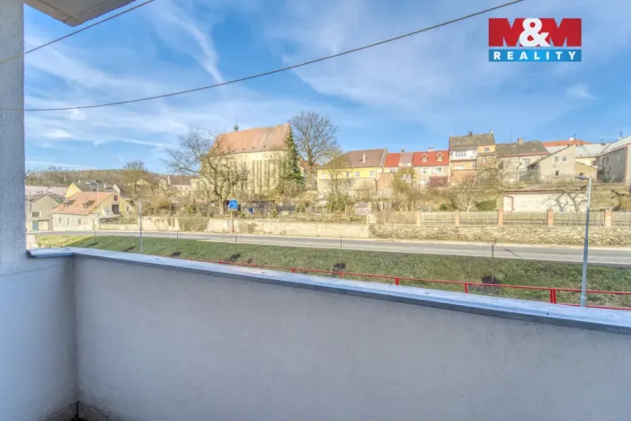 Prodej bytu 3+1, Žlutice, Pod Strání, 75 m2