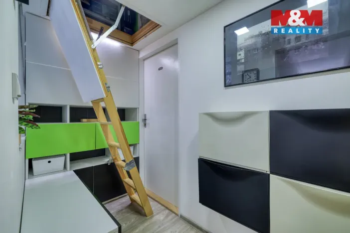 Pronájem bytu 3+kk, Plzeň - Doubravka, Školní, 60 m2