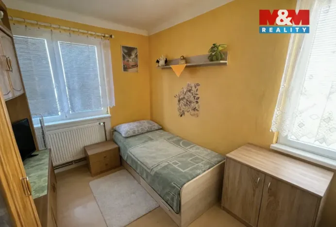 Prodej bytu 3+1, Dynín, 70 m2