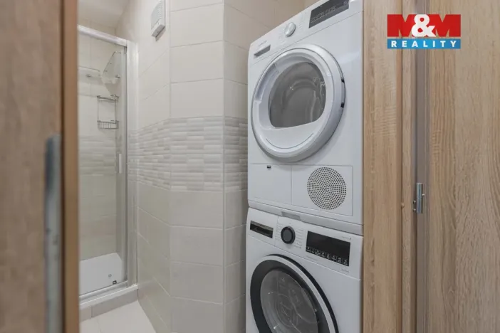 Prodej bytu 4+1, Klatovy - Klatovy III, Pod Hůrkou, 81 m2