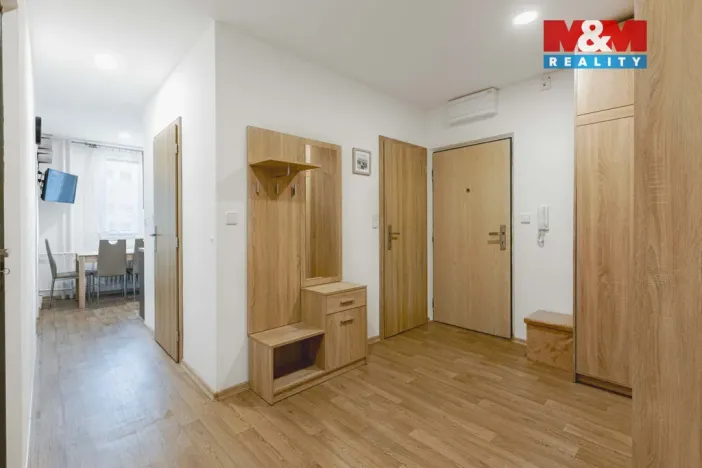 Prodej bytu 4+1, Klatovy - Klatovy III, Pod Hůrkou, 81 m2