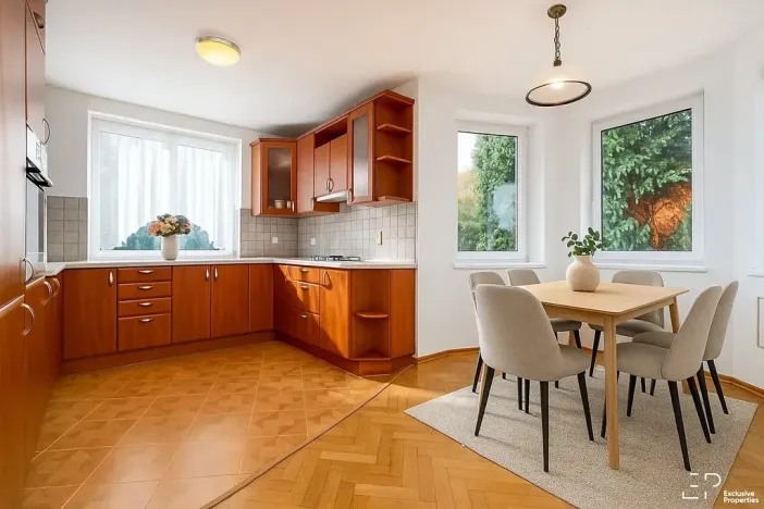 Prodej rodinného domu, Záryby, 266 m2