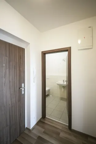 Pronájem bytu 1+kk, Praha - Uhříněves, Václava Trojana, 31 m2