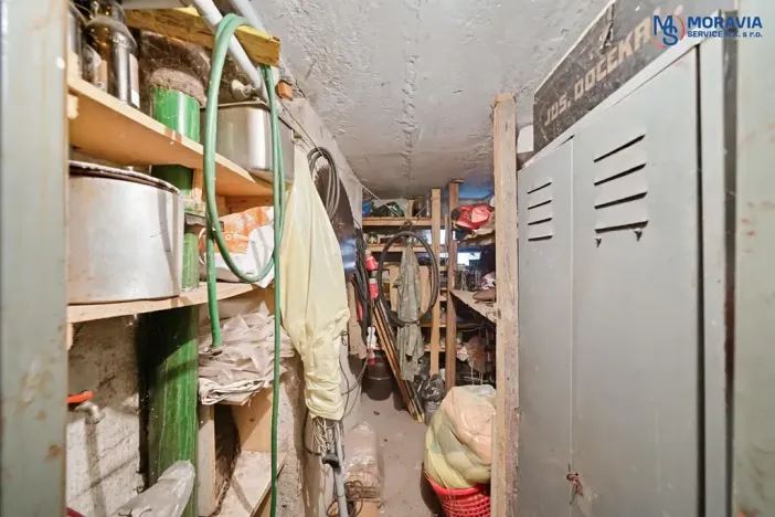 Prodej bytu 3+1, Maletín, 56 m2