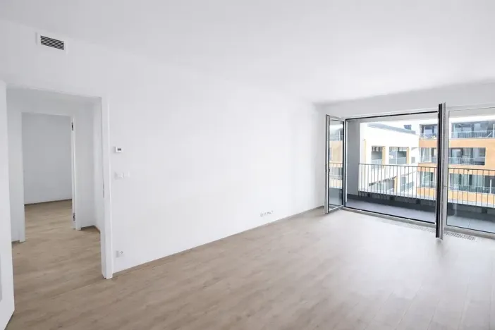Pronájem bytu 2+kk, Praha - Hloubětín, Poděbradská, 67 m2