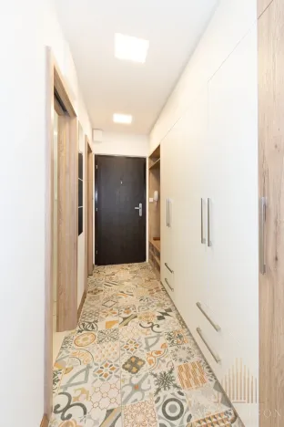 Pronájem bytu 2+kk, Praha - Hloubětín, Slévačská, 57 m2