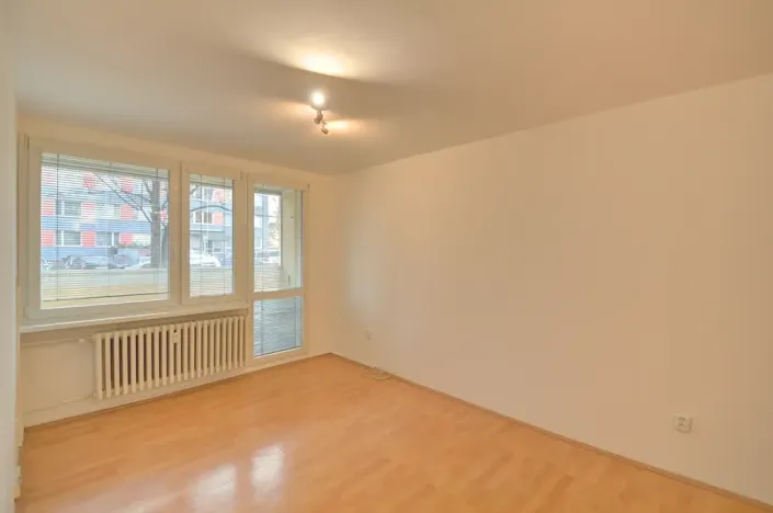 Pronájem bytu 2+kk, Kolín, Moravcova, 42 m2