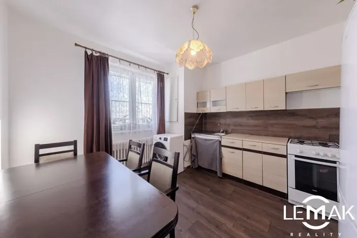 Prodej bytu 2+1, Olomouc, Tovární, 48 m2