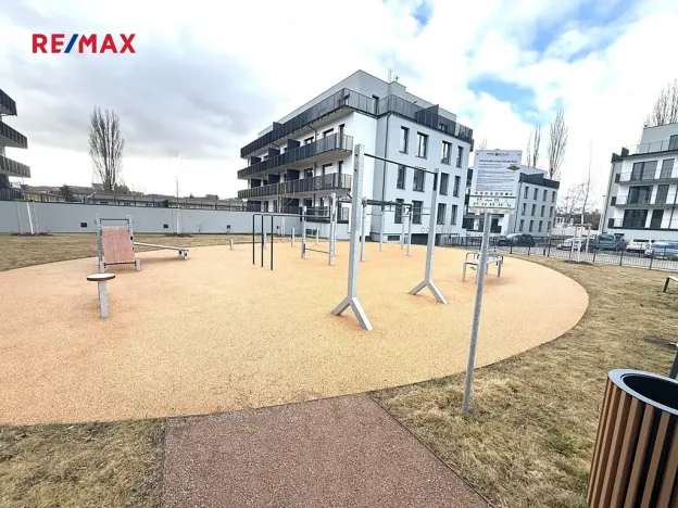 Pronájem bytu 2+kk, Kladno, Ke křížku, 51 m2