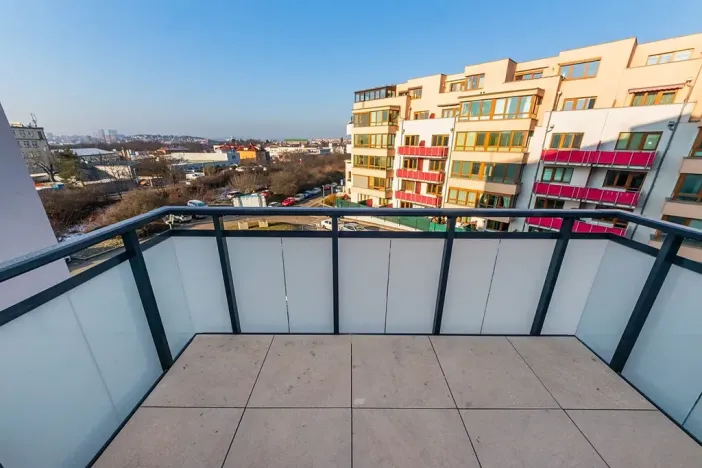 Pronájem bytu 2+kk, Praha - Strašnice, Strančická, 45 m2