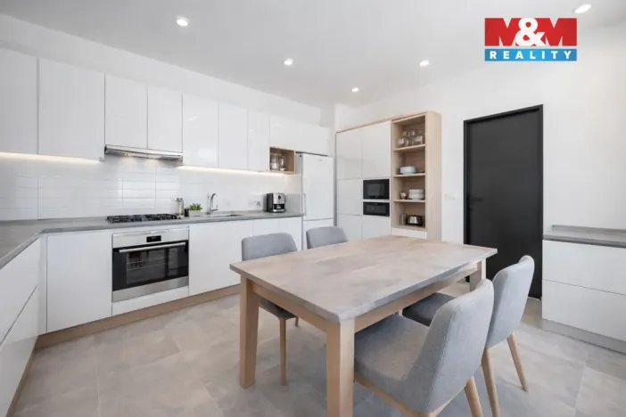 Prodej rodinného domu, Podveky - Útěchvosty, 102 m2