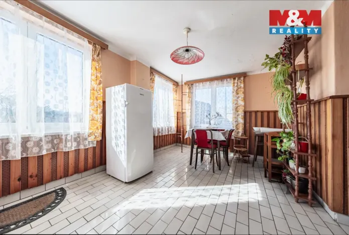 Prodej rodinného domu, Podveky - Útěchvosty, 102 m2