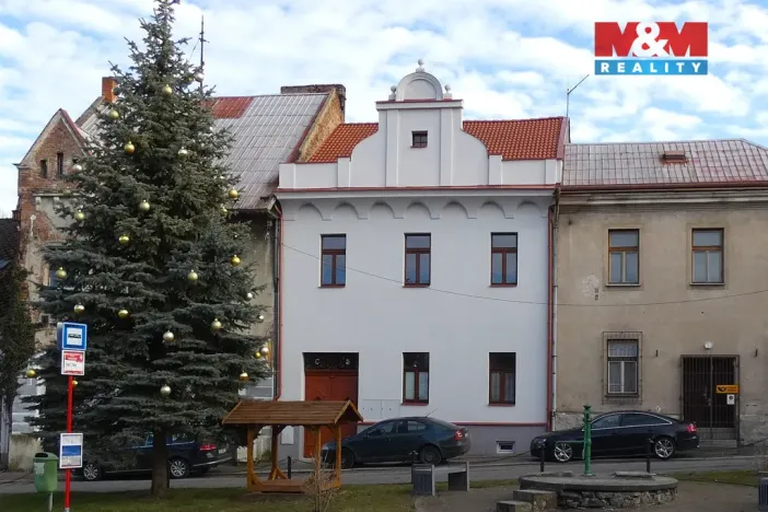 Prodej činžovního domu, Žleby, Zámecké náměstí, 228 m2