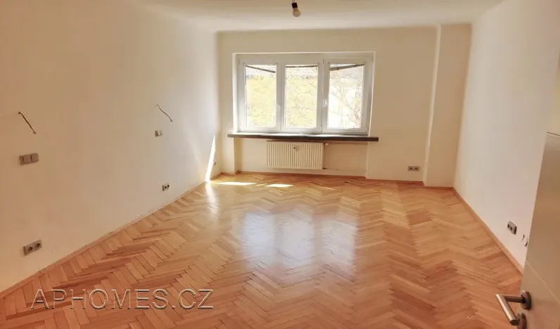 Pronájem bytu 3+kk, Praha - Žižkov, Biskupcova, 78 m2