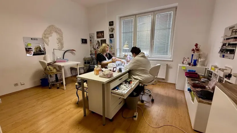 Pronájem obchodního prostoru, Ostrava - Mariánské Hory, Korunní, 30 m2