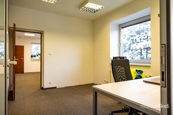 Prodej výrobních prostor, Liberec, Malodoubská, 3613 m2