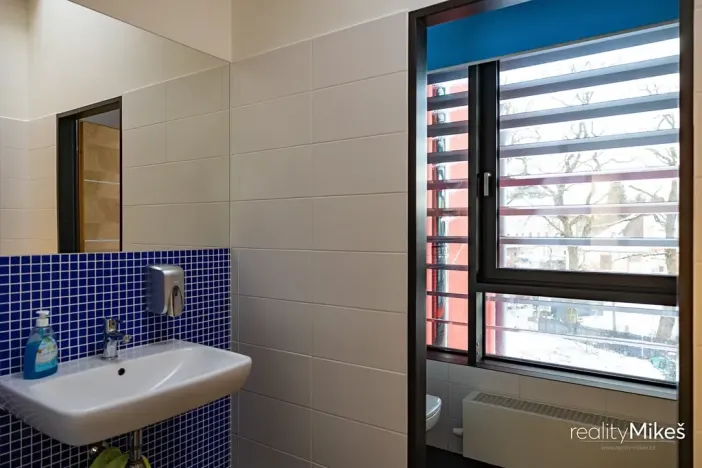 Prodej výrobních prostor, Liberec, Malodoubská, 3613 m2