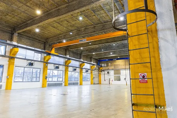 Prodej výrobních prostor, Liberec, Malodoubská, 3613 m2