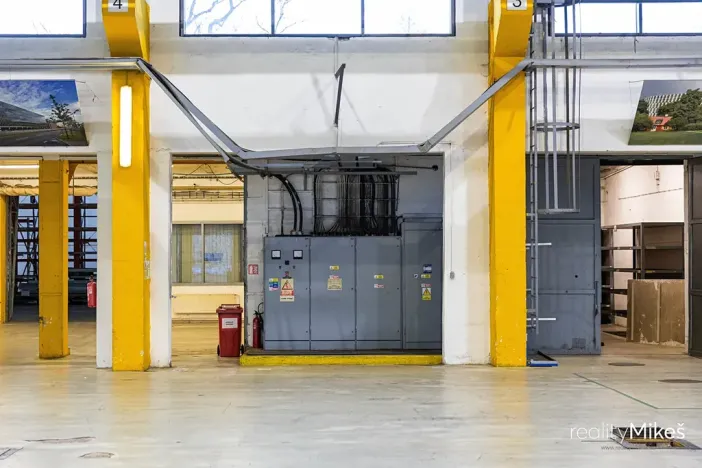 Prodej výrobních prostor, Liberec, Malodoubská, 3613 m2