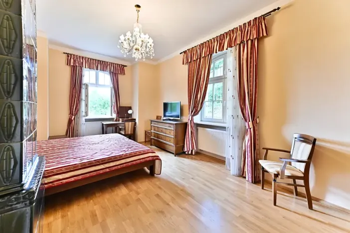 Prodej bytu 3+1, Karlovy Vary, Krále Jiřího, 105 m2