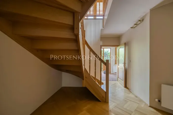 Prodej kanceláře, Vestec, Průběžná, 427 m2