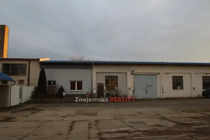Pronájem skladu, Znojmo, 441 m2
