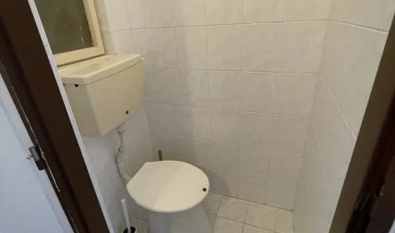 Pronájem bytu 1+kk, Praha - Břevnov, Šlikova, 29 m2