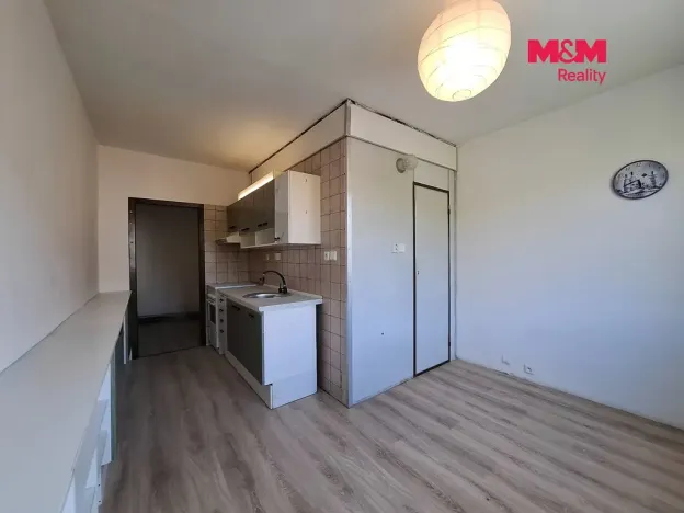 Pronájem bytu 1+1, Jirkov, Generála Svobody, 47 m2