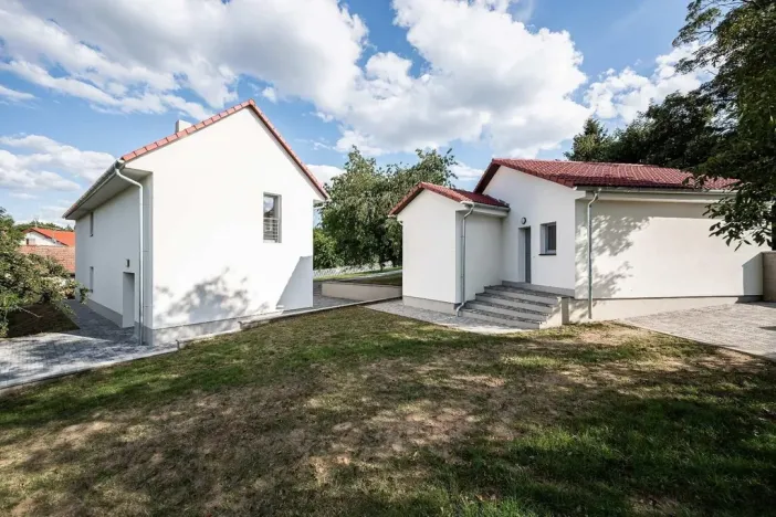 Prodej rodinného domu, Kamenice - Těptín, Táhlá, 236 m2