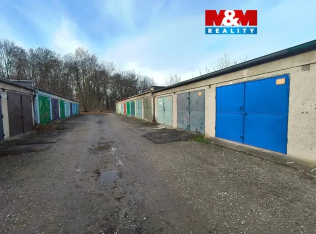 Pronájem garáže, Slaný, Ouvalova, 19 m2