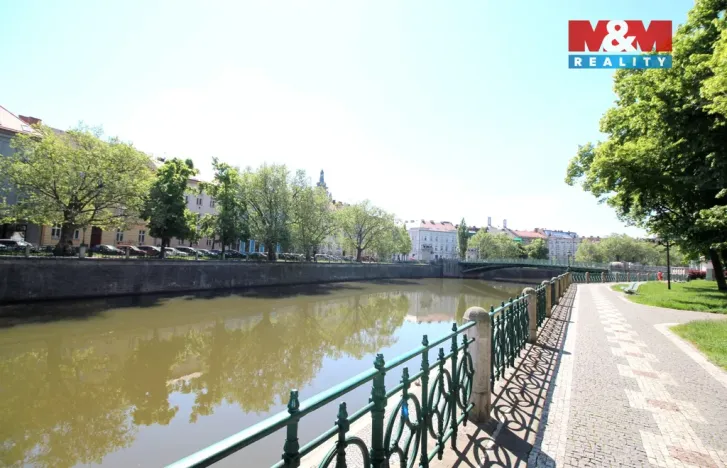 Pronájem bytu 2+kk, Hradec Králové, Tylovo nábřeží, 68 m2