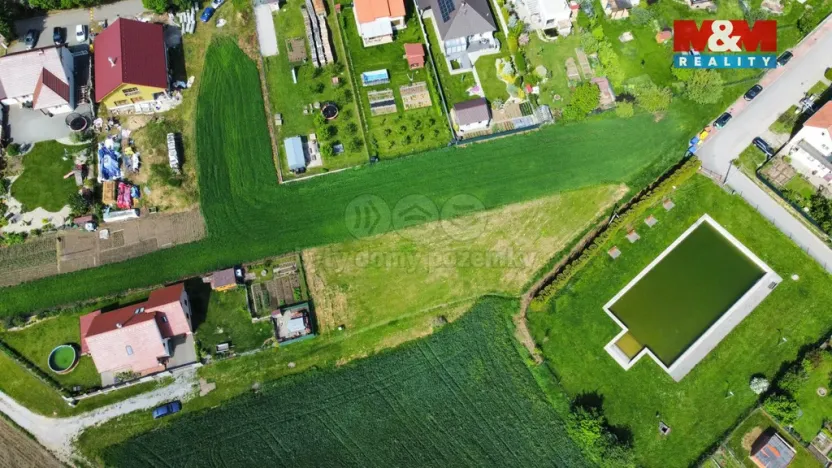 Prodej pozemku pro bydlení, Malhostovice, 901 m2