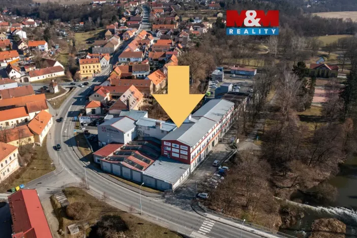 Pronájem kanceláře, Plzeň - Božkov, Božkovské náměstí, 172 m2